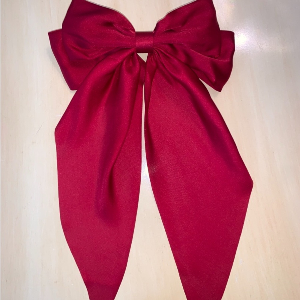 Elegant satin red Bow Hair Clip - Picture 3 of 3